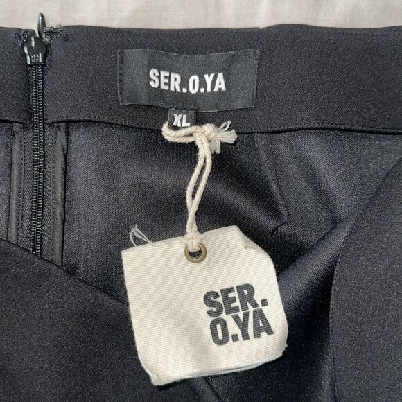 Seroya XL Liv Black Midi Pencil Skirt - Picture 9 of 12